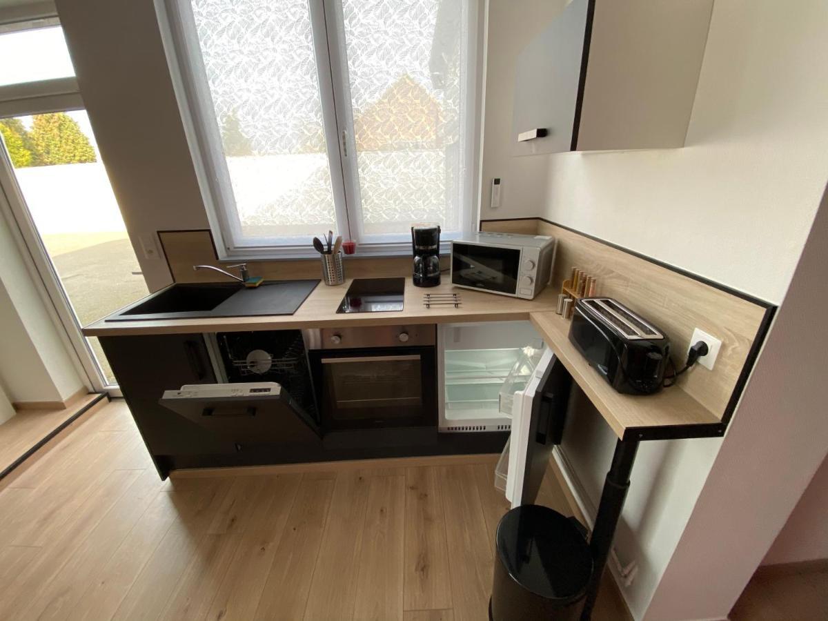 Logements Equipes A Onnaing Avec Espace Balneo En Option Proche Toyota, Autoroute Et Valenciennes Екстериор снимка
