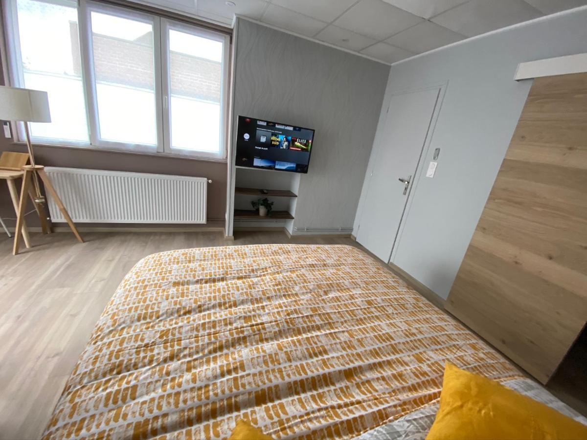Logements Equipes A Onnaing Avec Espace Balneo En Option Proche Toyota, Autoroute Et Valenciennes Екстериор снимка