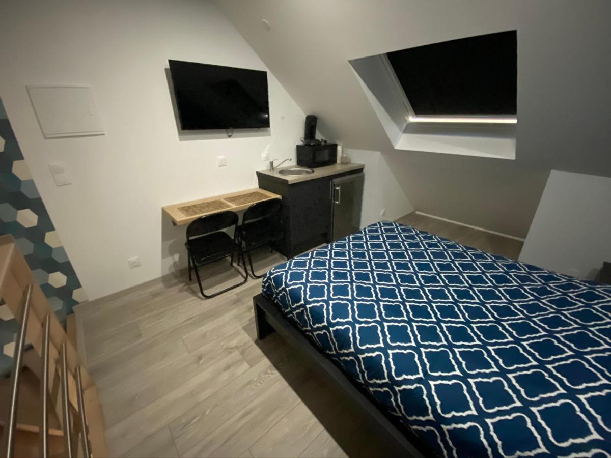 Logements Equipes A Onnaing Avec Espace Balneo En Option Proche Toyota, Autoroute Et Valenciennes Екстериор снимка