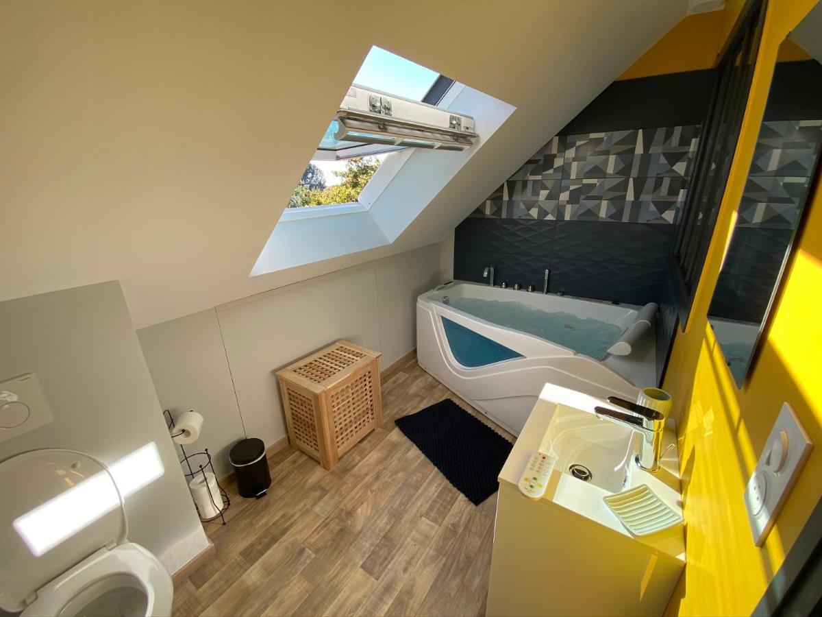 Logements Equipes A Onnaing Avec Espace Balneo En Option Proche Toyota, Autoroute Et Valenciennes Екстериор снимка